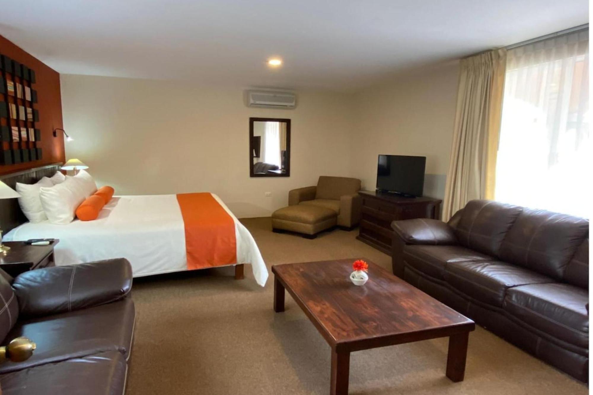 Capital O La Huerta Golf & Hotel Cholula Dış mekan fotoğraf